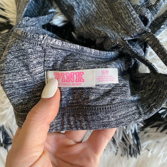 Victoria’s Secret PINK Sports Bra‎ - Picture 4 of 4